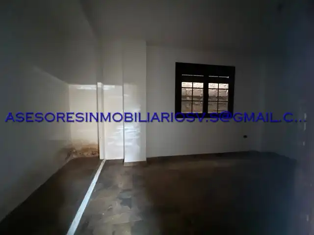 Casa adosada en venta en La Rinconada con Piscina