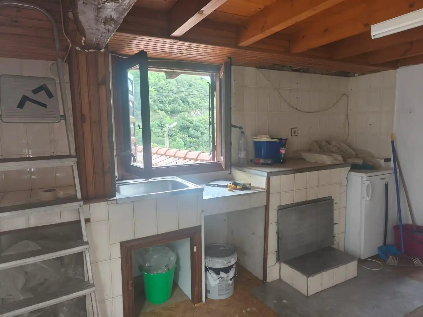 Küche von Wohnung zum Verkauf in Camaleño
