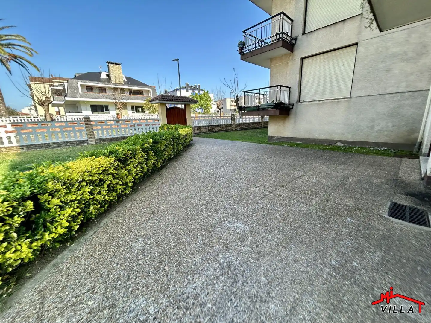 Vista exterior de Piso en venta en Laredo con Terraza y Amueblado