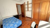 Bedroom of Flat to rent in Burgos Capital