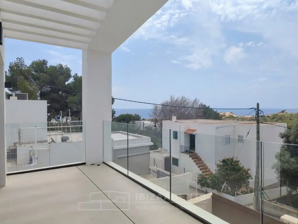 Casa o xalet en venda a Calle Abejaruco, 2, Cap Martinet