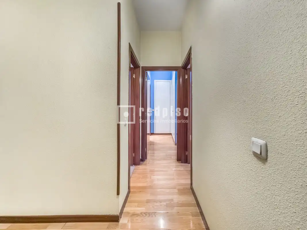 Flat for sale in Madrid  with Heating, Private garden and Parquet flooring
