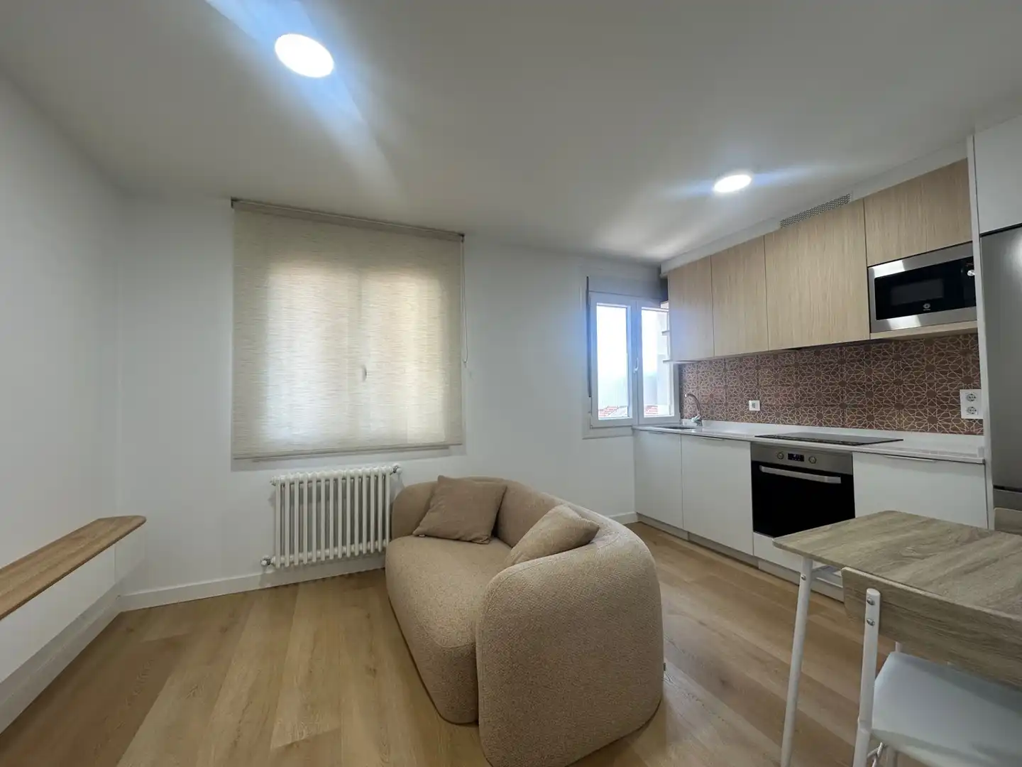 Apartament amb ascensor de lloguer a Rúa de Gómez Ulla 11, imagen 4