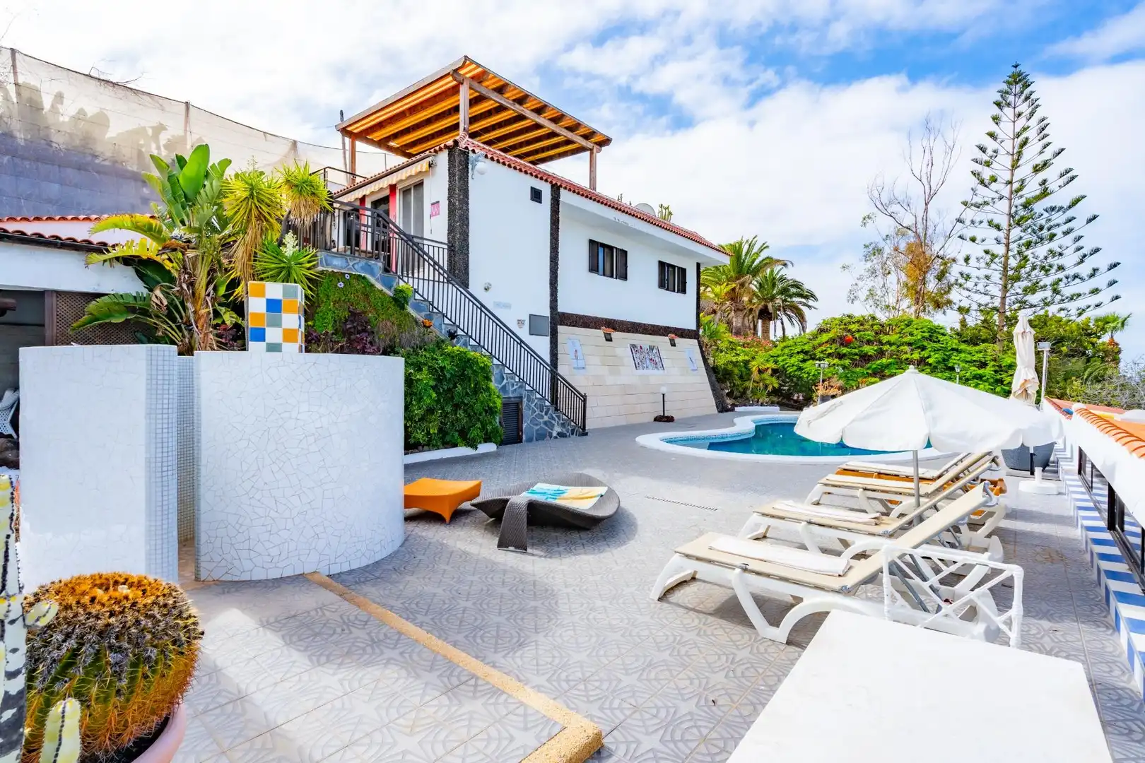 Terrassa de Casa o xalet en venda en Guía de Isora amb Aire condicionat, Jardí privat i Terrassa