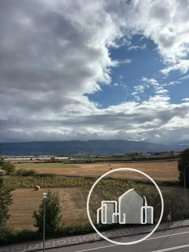 Pis en venda a Medina de Pomar