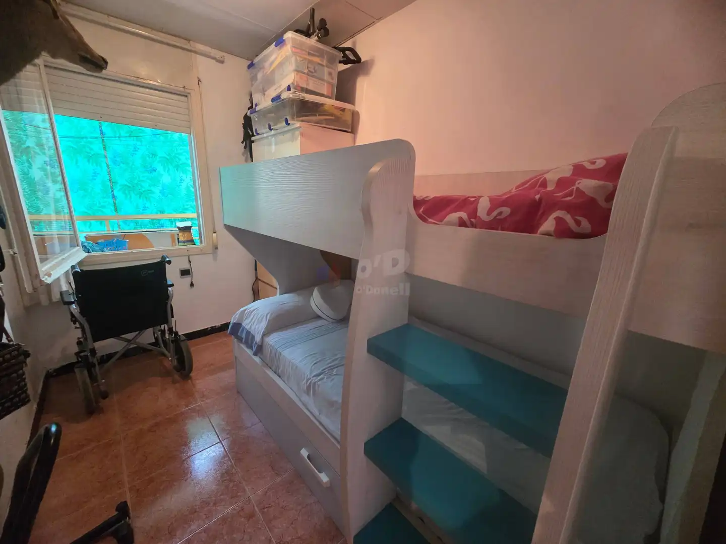 Habitación de Piso en venta en Sant Boi de Llobregat con Aire acondicionado, Horno y Balcón