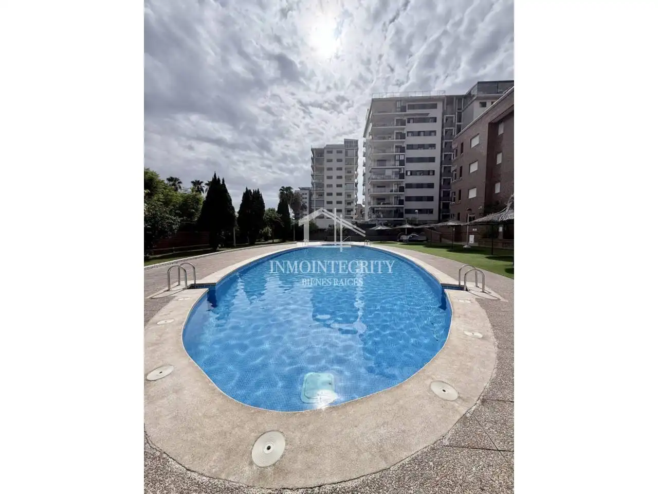 Apartament amb piscina en venda a Avenida Central 22, imagen 32
