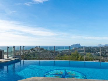 Casa amb piscina en venda a Paichi