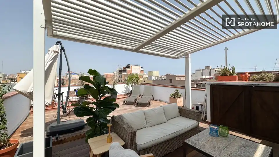 Flat with terrace to rent in Gràcia, imagen 4