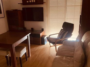 Flat with lift to rent in Avenida de las Fuerzas Armadas 29