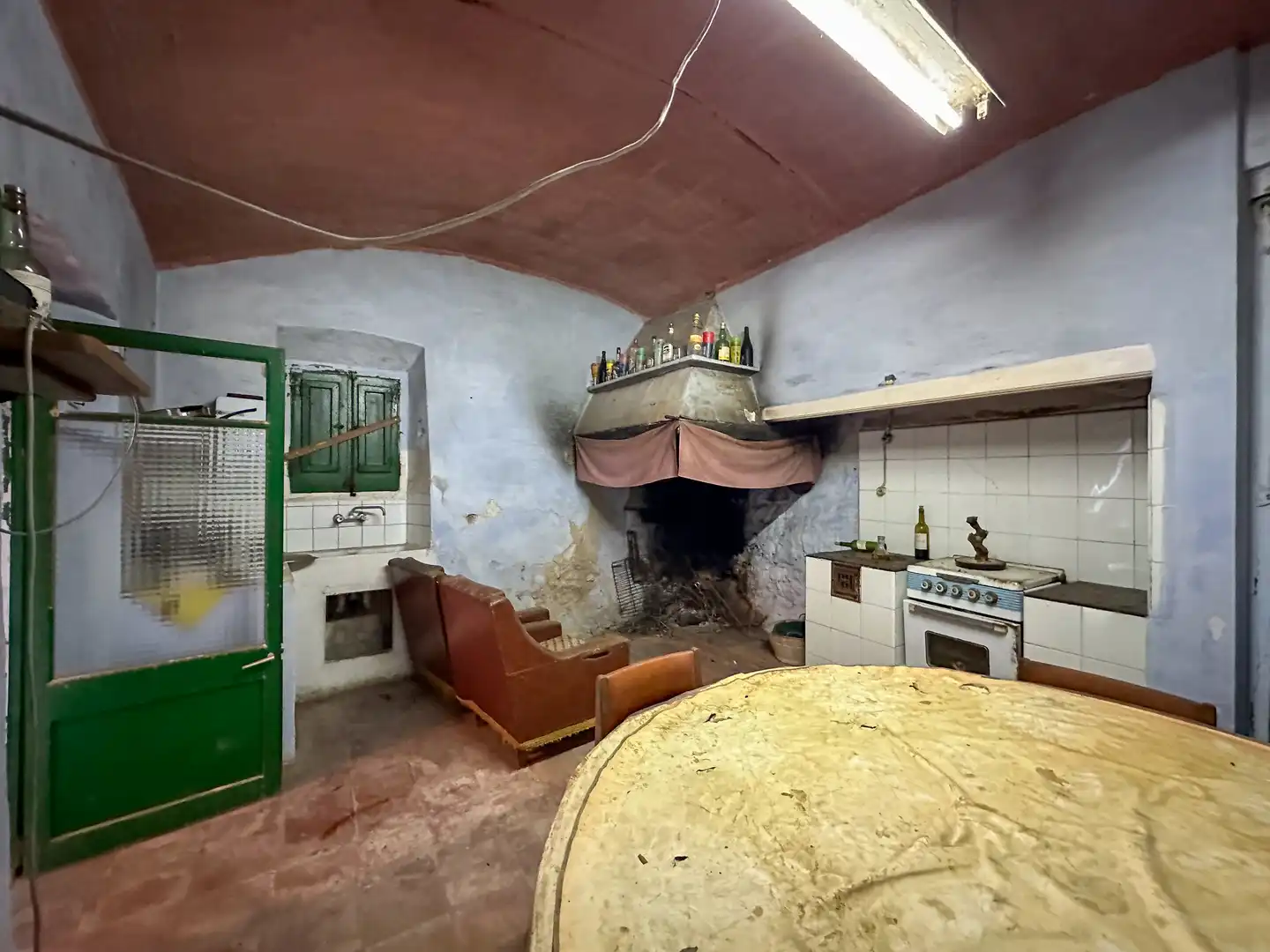 Cocina de Finca rústica en venta en Vall-llobrega con Jardín privado