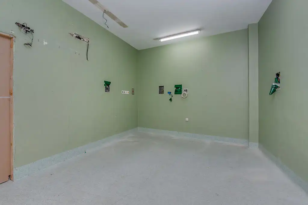 Local commercial à vendre à C/ Polvoranca, imagen 13