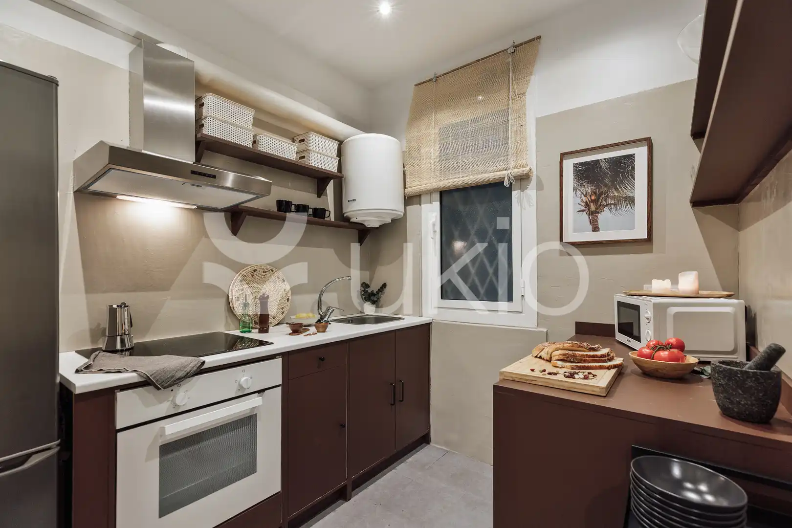 Cocina de Apartamento de alquiler en Barcelona con Calefacción, Amueblado y Horno