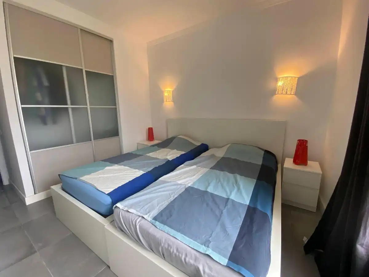 Bedroom of Apartments for rent in Marbella  with Air Conditioner and Community pool