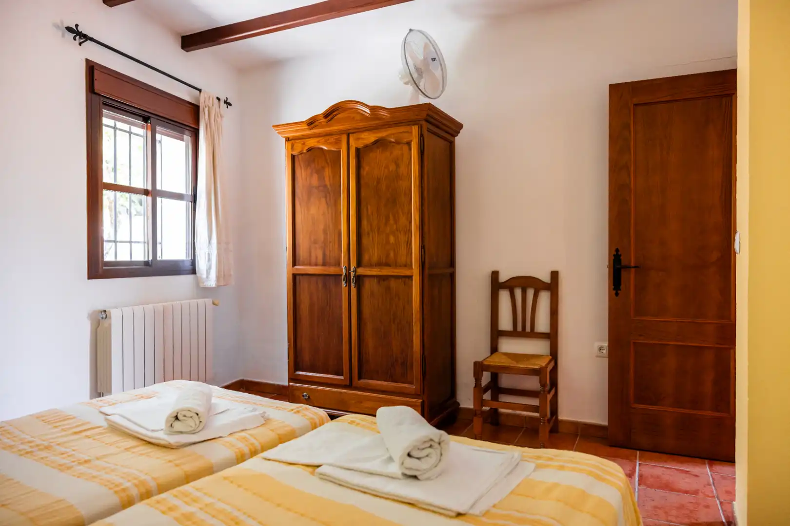 Habitación de Finca rústica en venta en Montejaque con Aire acondicionado, Jardín privado y Terraza