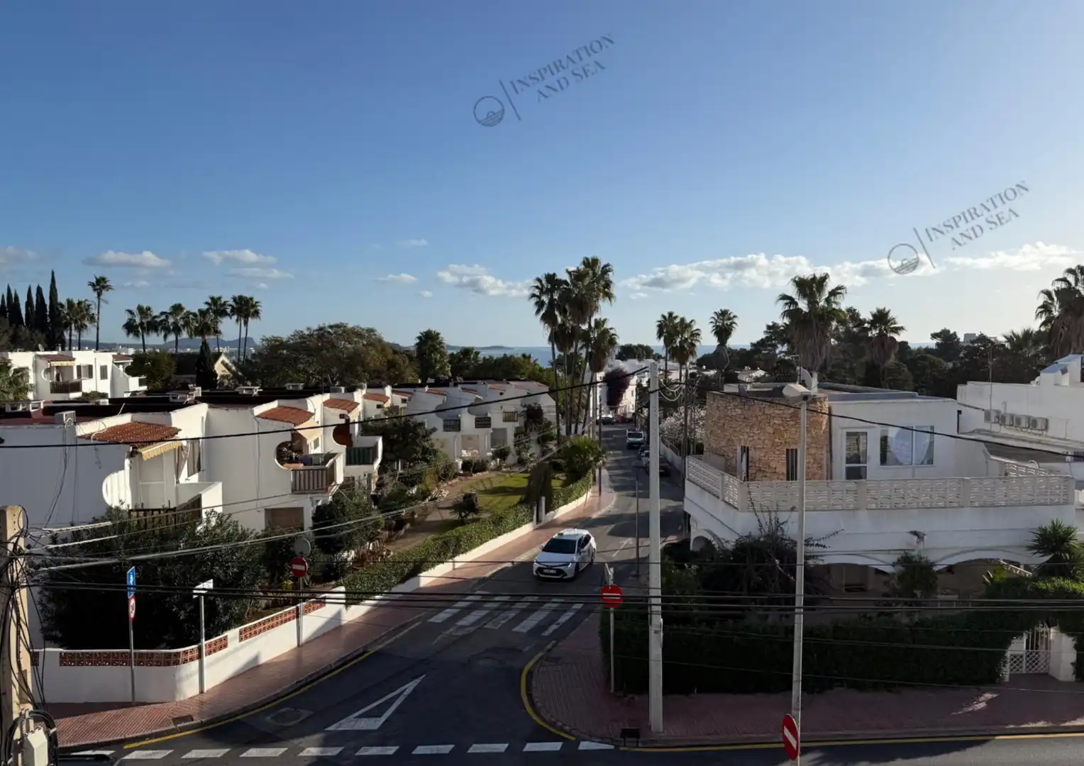 Vista exterior de Àtic de lloguer en Santa Eulària des Riu amb Aire condicionat, Calefacció i Terrassa
