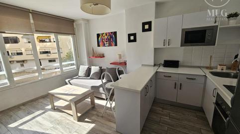 Foto 5 de Piso en venta en De Los Campillos, Manantiales - Estación de Autobuses, Torremolinos