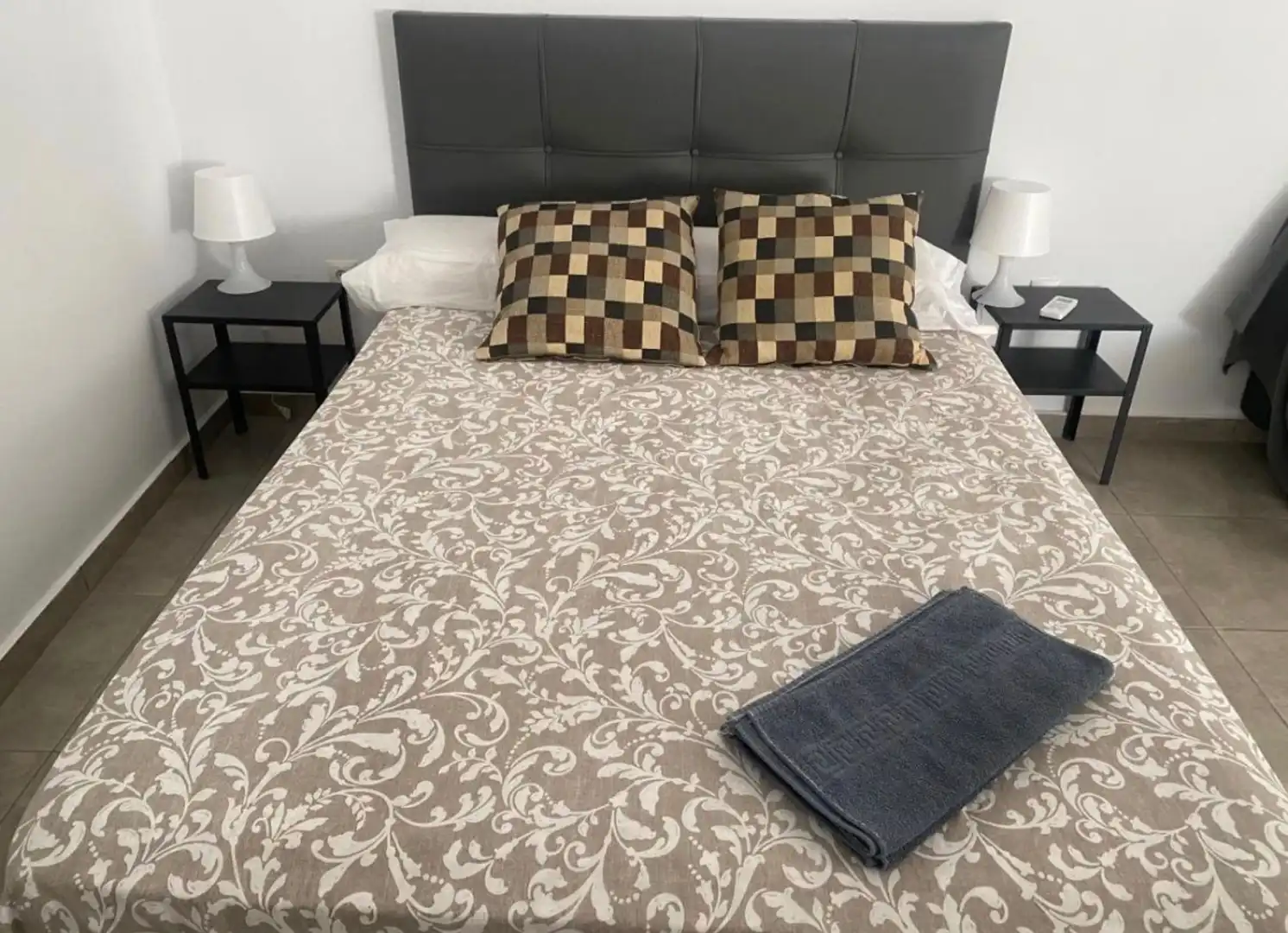 Habitación de Edificio en venta en Málaga