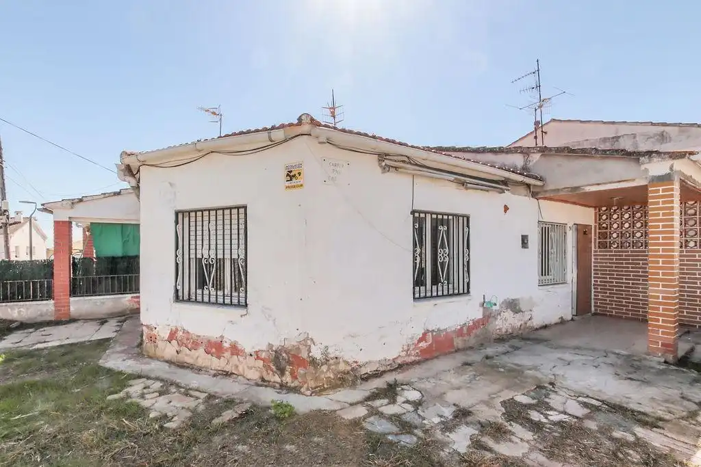 Vista exterior de Casa o chalet en venta en Albinyana con Jardín privado