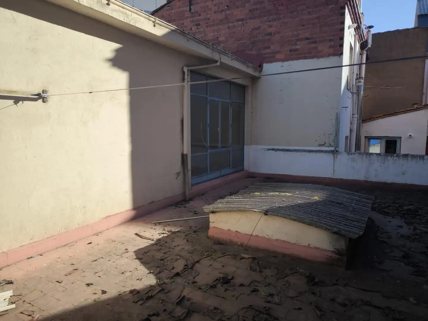 Terraza de Nave industrial en venta en León Capital 