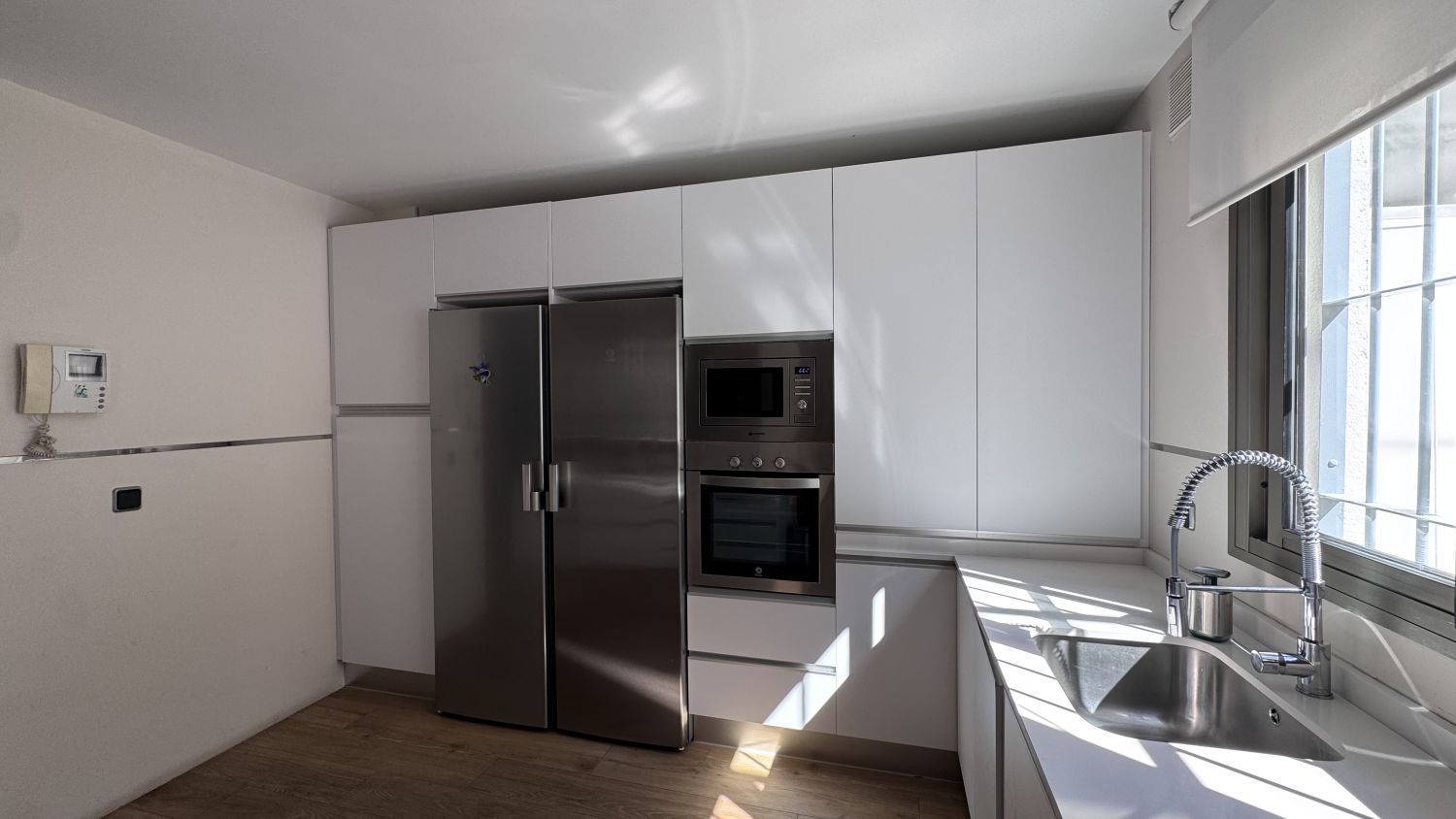 Kitchen of House or chalet for sale in  Sevilla Capital  with Air Conditioner, Terrace and Storage room