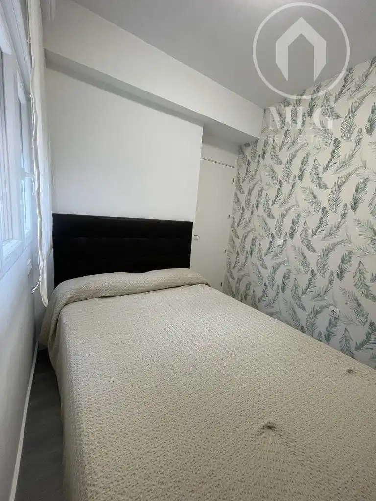 Schlafzimmer von Wohnungen zum Verkauf in Fuengirola mit Klimaanlage, Heizung und Terrasse