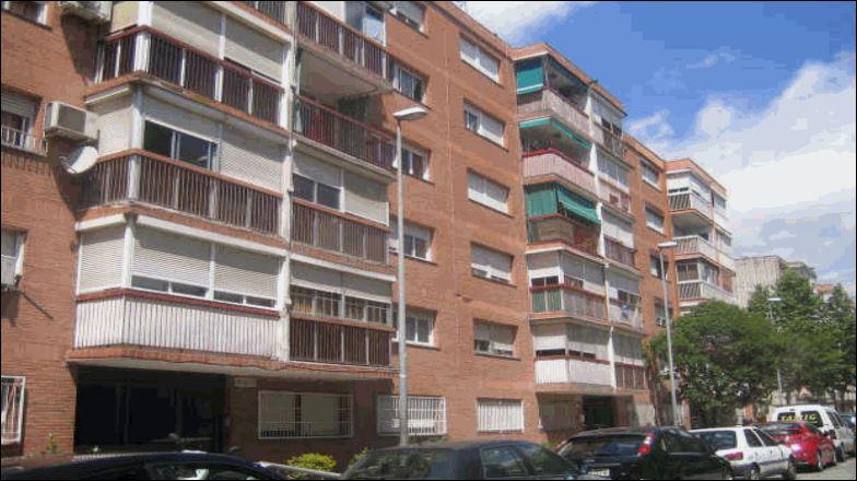 Photo 1 of Flat for sale in Eugeni D'ors, Santa Perpètua de Mogoda, Barcelona