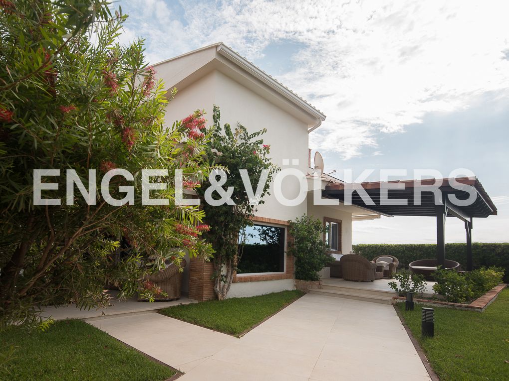 Exterior view of Country house for sale in Sagunto / Sagunt  with Air Conditioner, Heating and Private garden