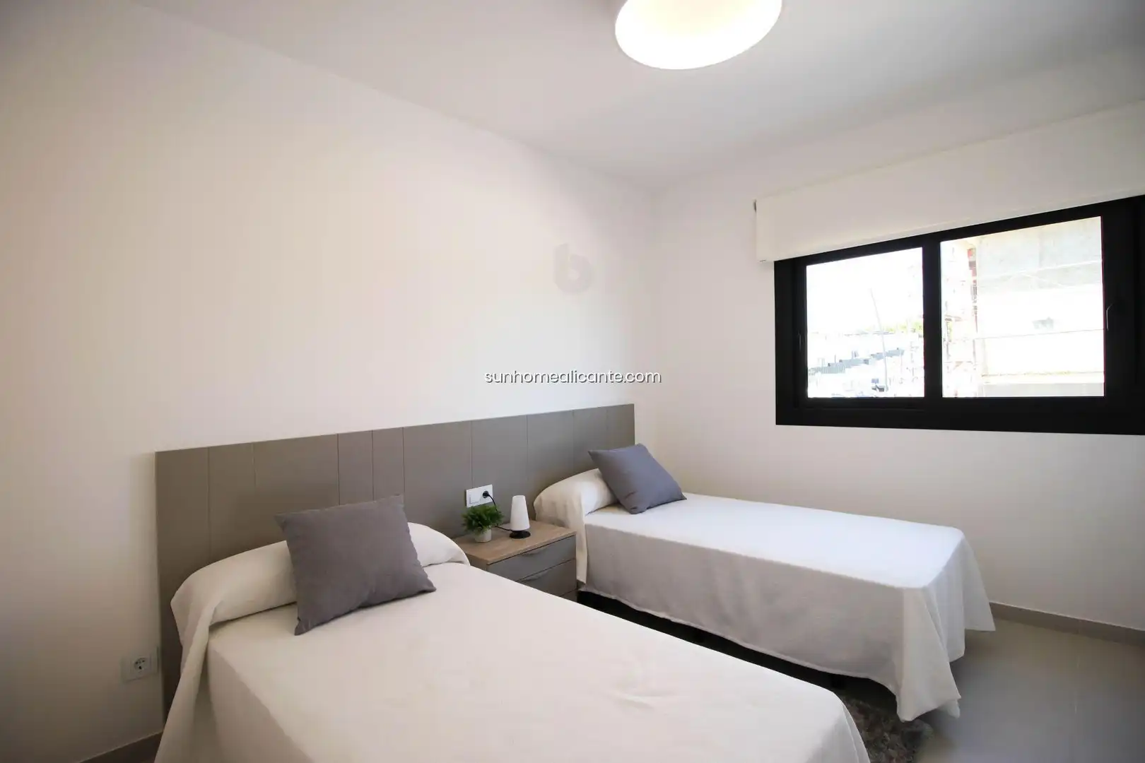 Habitación de Piso en venta en Pilar de la Horadada con Aire acondicionado, Calefacción y Jardín privado