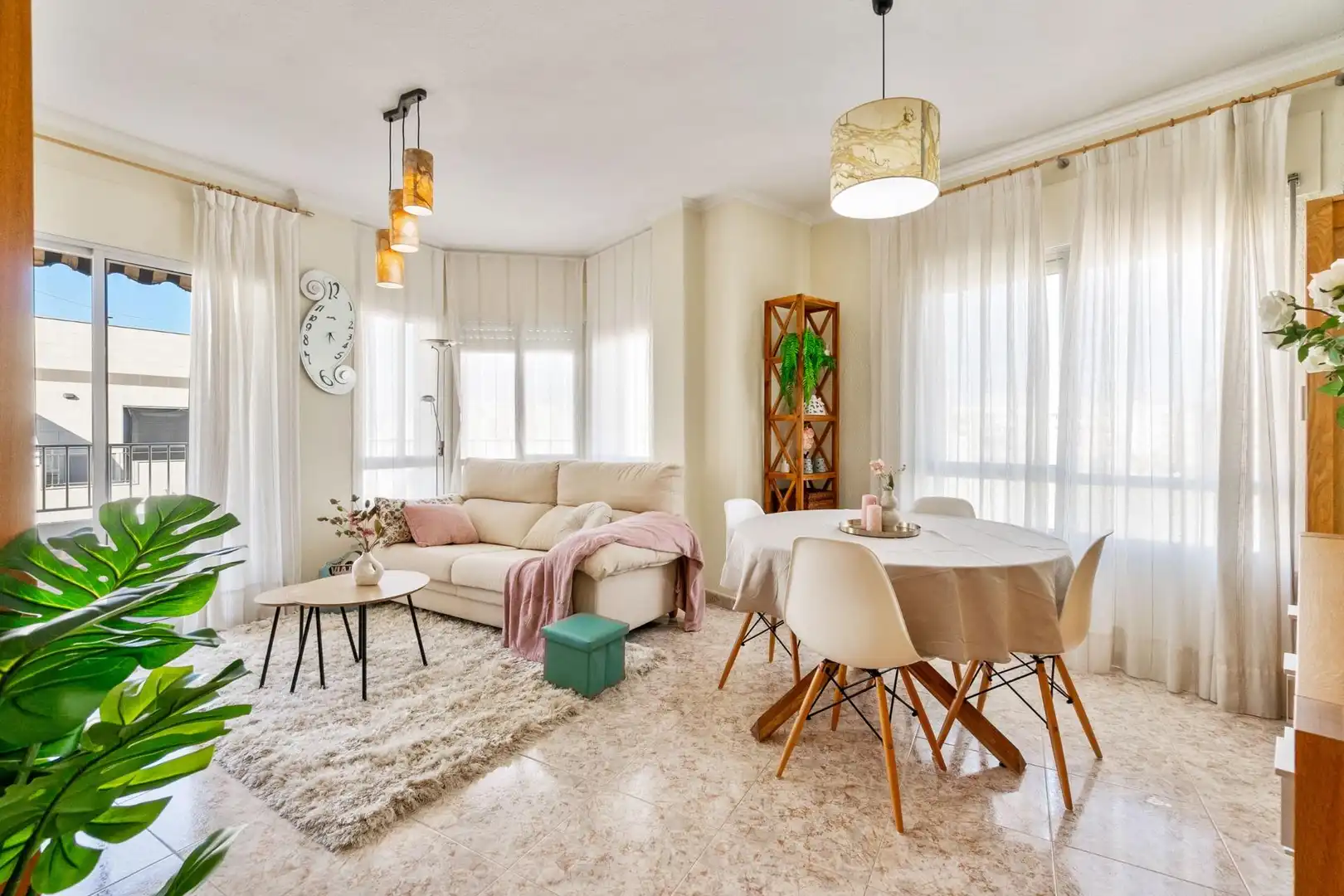 Sala d'estar de Apartament en venda en Torrevieja amb Aire condicionat, Calefacció i Terrassa
