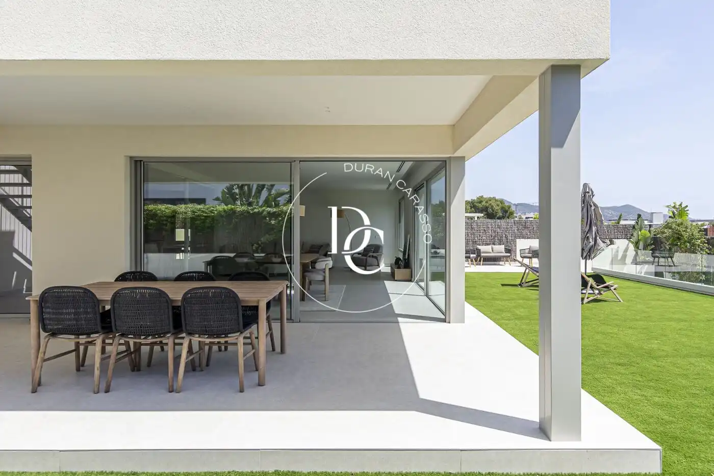 Casa con piscina en venta en Carrer Margarida Xirgu, imagen 15