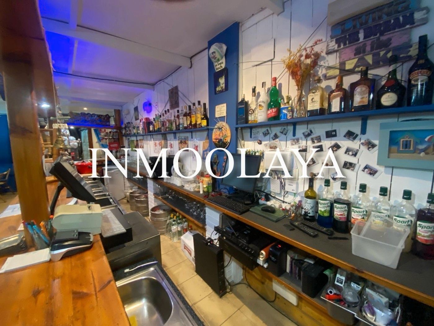Premises for sale in Sant Pere Pescador  with Air Conditioner, Heating and Terrace