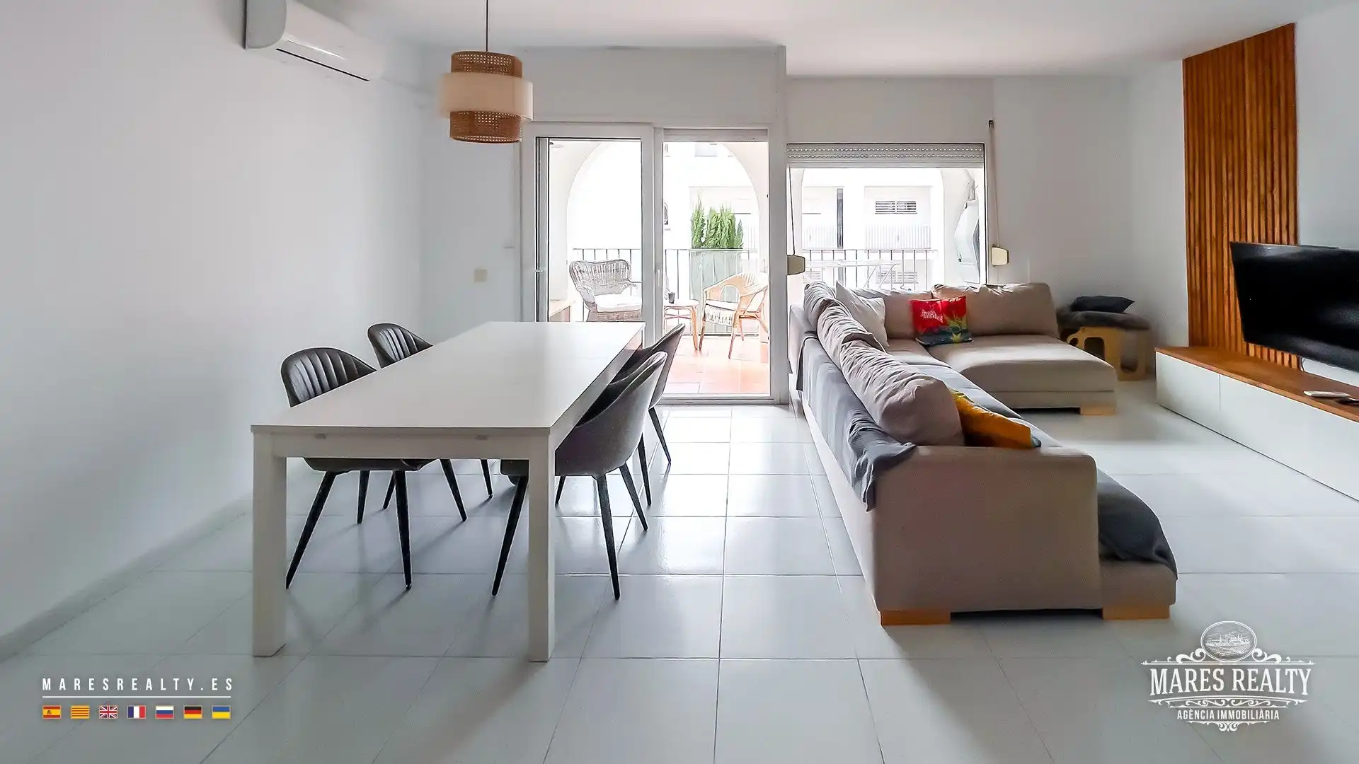 Menjador de Pis en venda en Lloret de Mar amb Aire condicionat, Calefacció i Terrassa