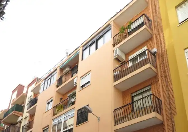 Piso en venta en La Creu Coberta