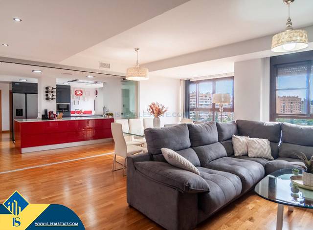 Piso en Venta en Paus - Poligono San Blas