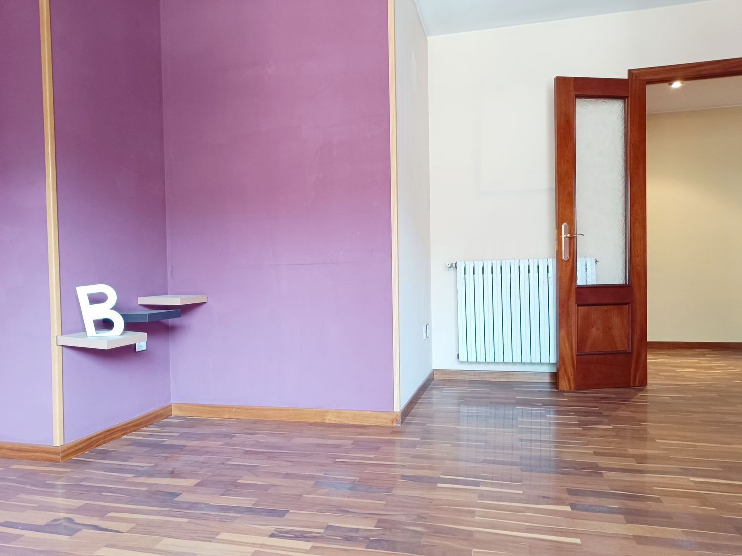 Flat for sale in Lena