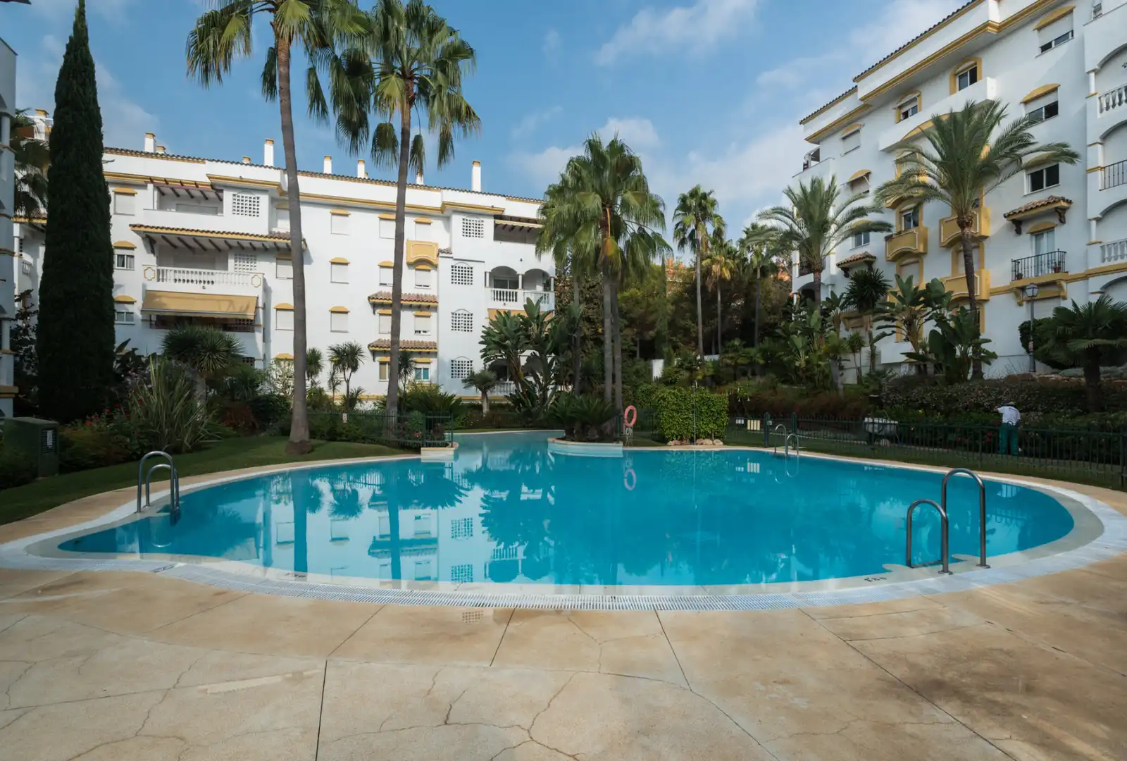 Garden of Flat for sale in Marbella  with Air Conditioner, Heating and Terrace