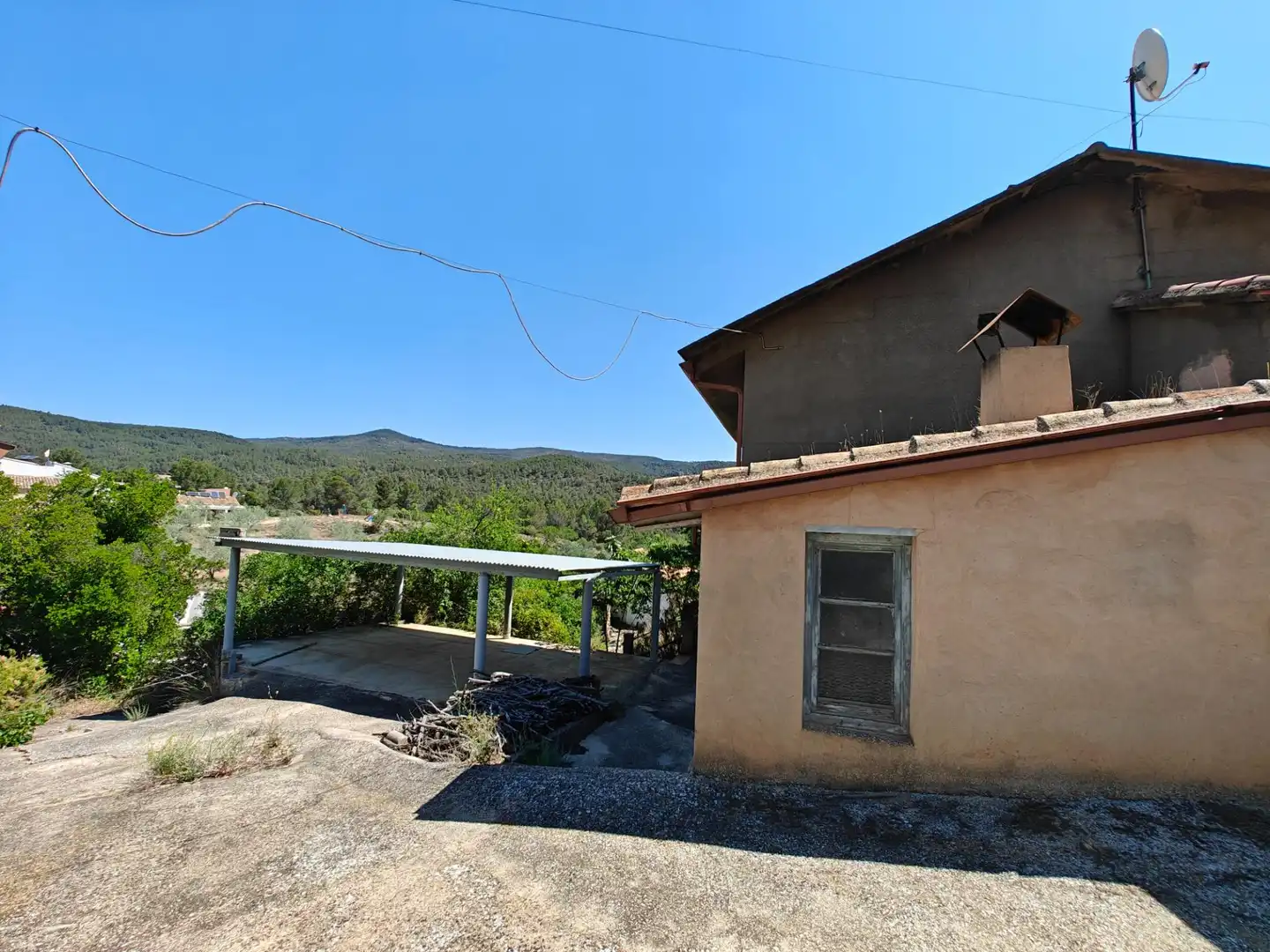 Vista exterior de Casa o xalet en venda en Yátova amb Calefacció i Jardí privat