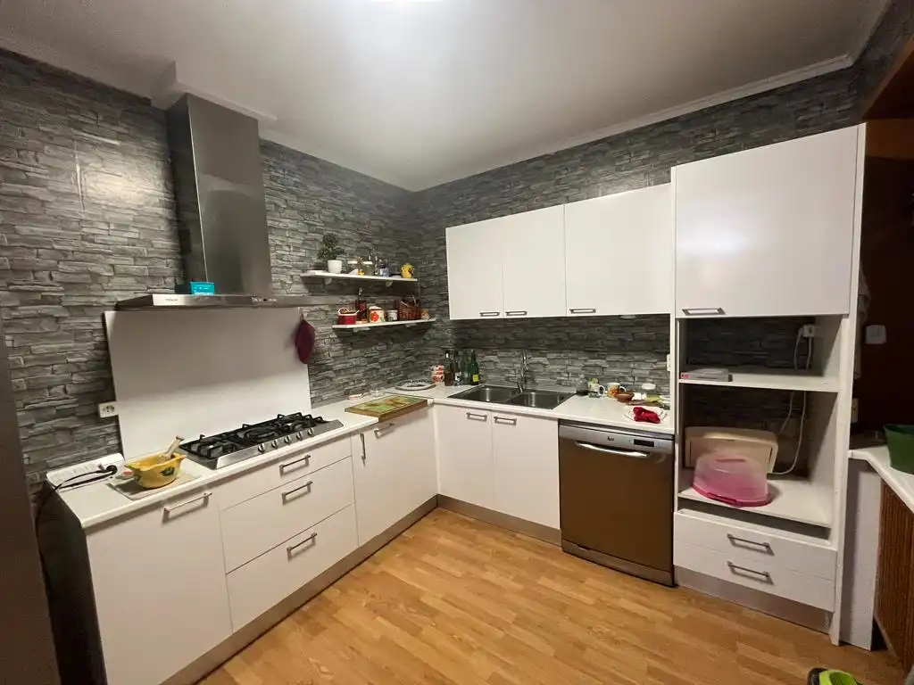 Cuina de Casa o xalet en venda en Albacete amb Calefacció, Jardí privat i Parquet