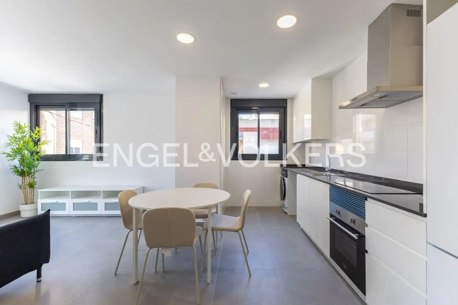 Kitchen of Flat for rent in Massanassa  with Air Conditioner, Heating and Balcony