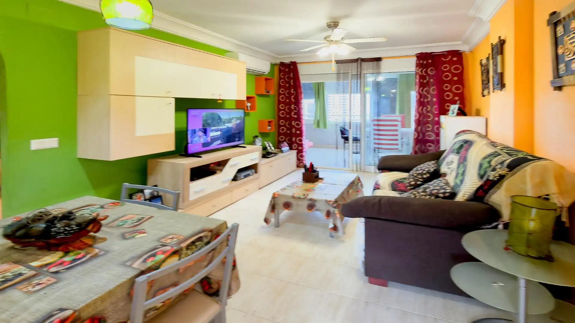 Sala de estar de Piso en venta en Villajoyosa / La Vila Joiosa con Trastero y Piscina comunitaria