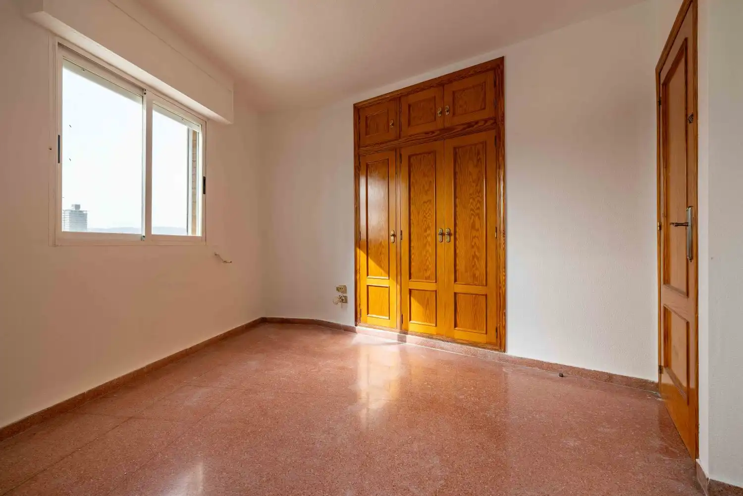 Bedroom of Flat for rent in Murcia  with Air Conditioner, Storage room and Balcony