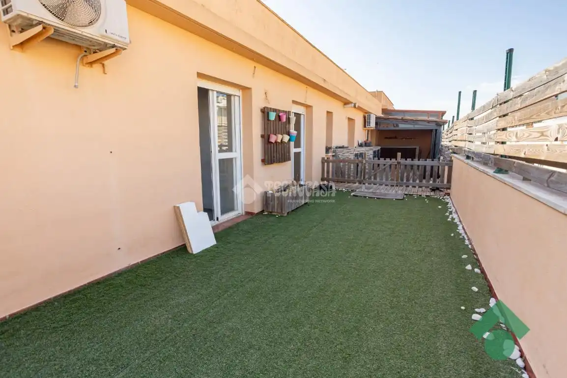Terrace of Attic for sale in Algeciras  with Air Conditioner and Terrace