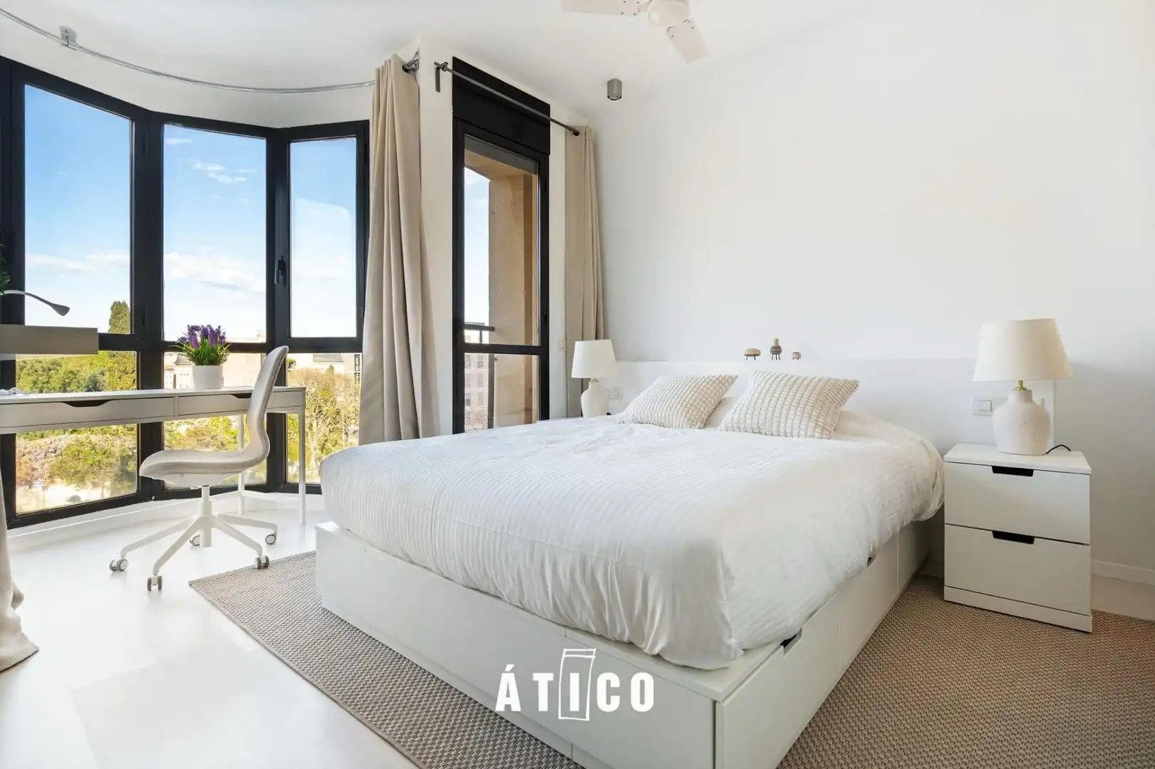 Attic for rent in Sarrià