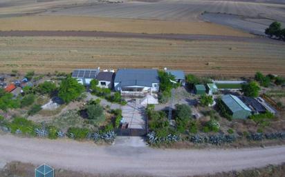 Casa o xalet en venda en Olías del Rey amb Aire condicionat i Piscina