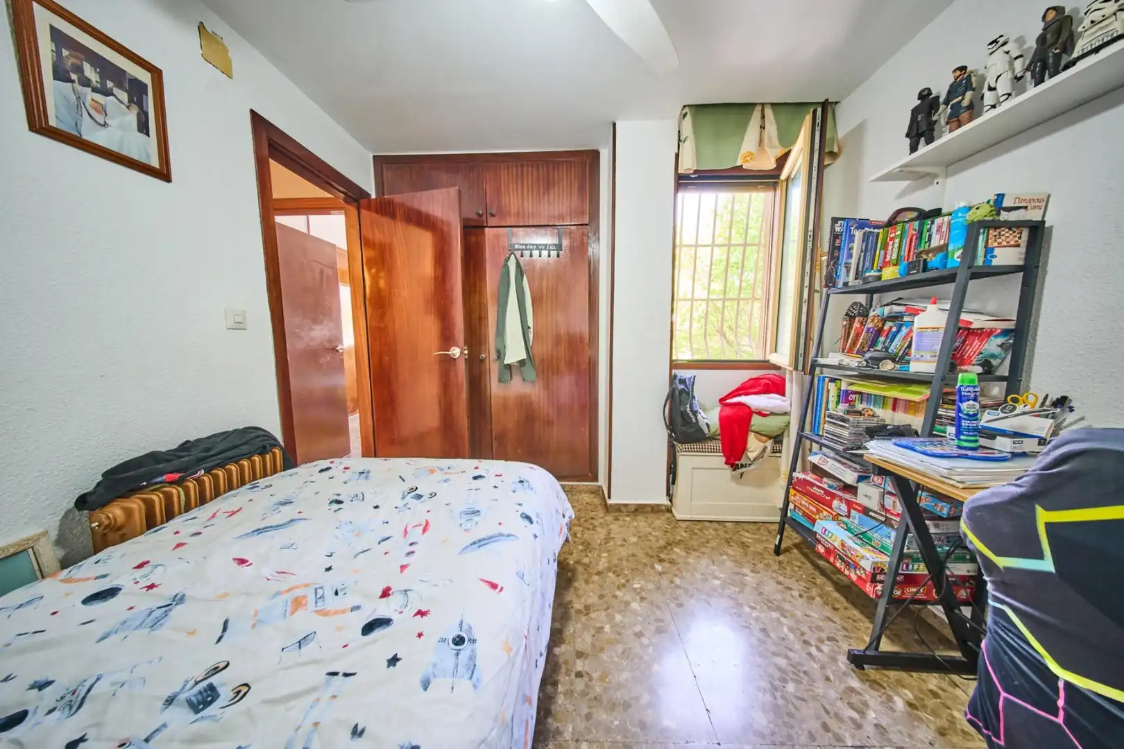 Habitación de Piso en venta en Granada con Calefacción y Jardín privado