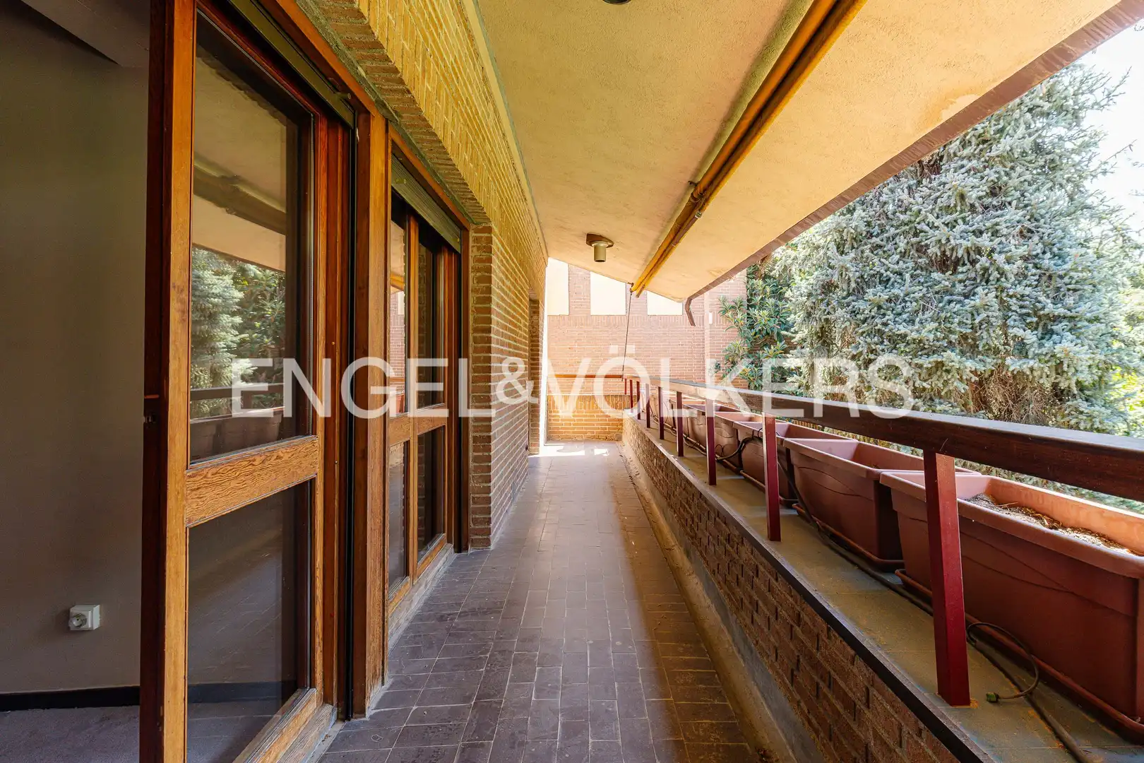 Terrassa de Casa adosada de lloguer en Boadilla del Monte amb Calefacció, Jardí privat i Parquet