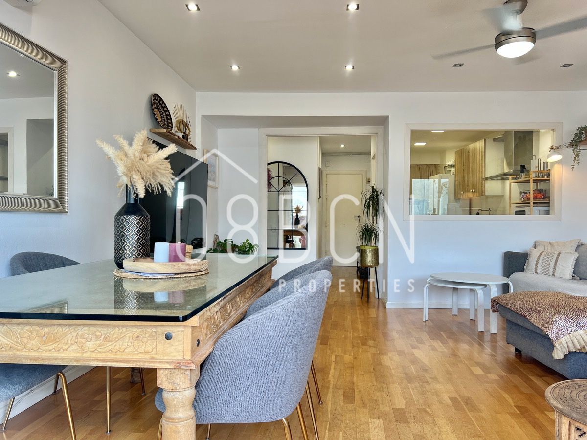 Living room of Flat for sale in Corbera de Llobregat  with Air Conditioner, Parquet flooring and Terrace