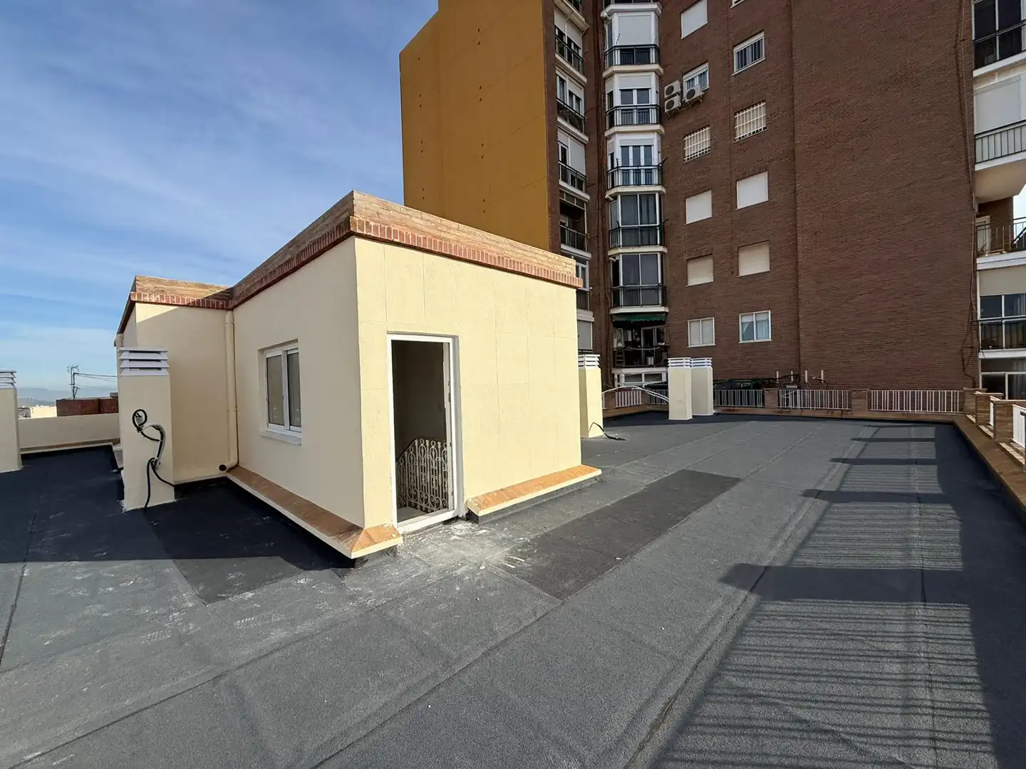 Vista exterior de Planta baixa en venda en La Unión amb Terrassa i Traster