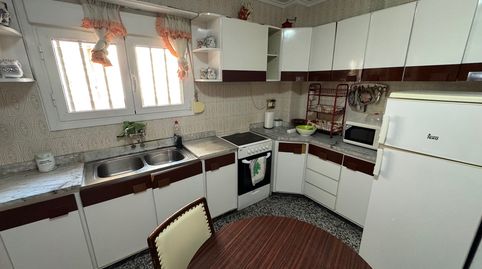 Foto 3 de Piso en venta en Avenida Constitución, 173, El Mercado - Plaza de Toros, Villena